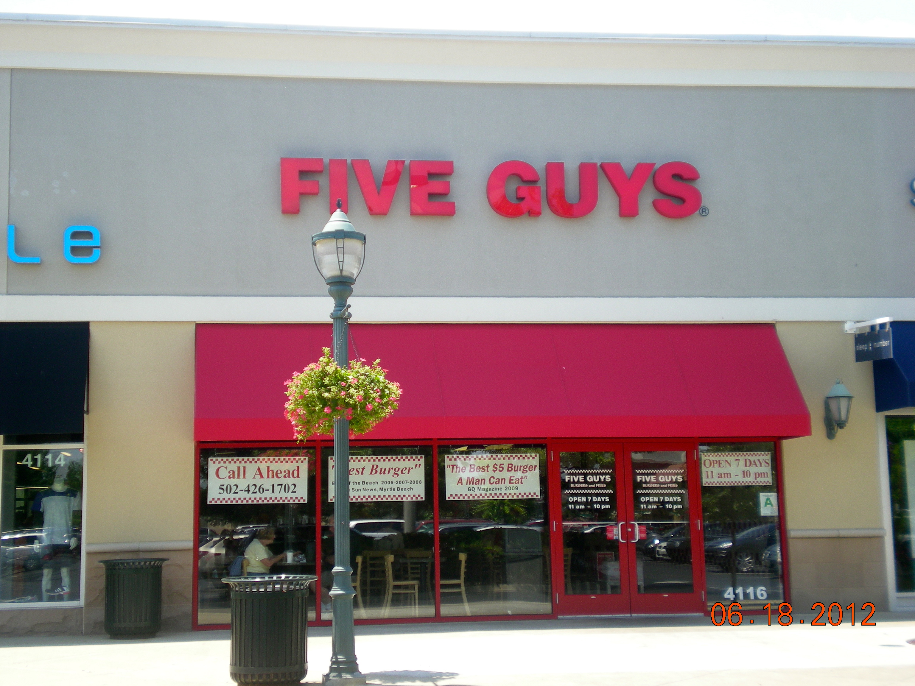 Exterior of Five Guys in Louisville, KY