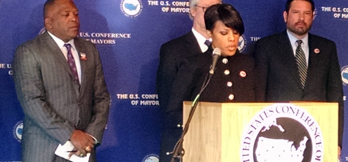 Baltimore Mayor Stephanie Rawlings-Blake calls on Presidential Candidates to highlight urban issues at an event in Iowa.